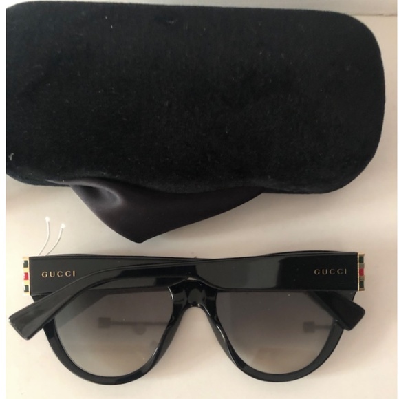 Gucci Black Cat Eye GG0460S Sunglasses - Picture 9 of 12